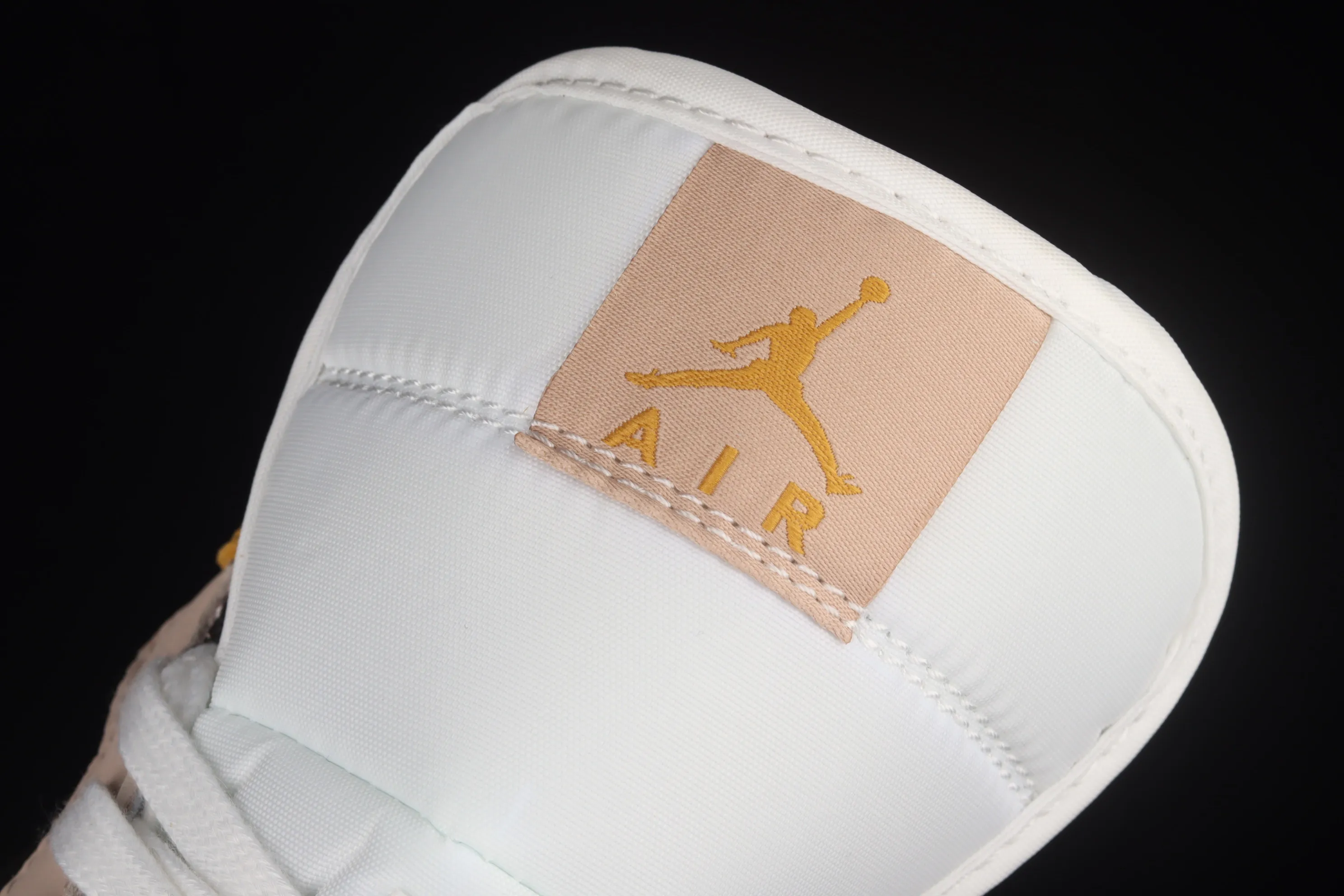 All Categories Air Jordan Jordan Series Basketball Shoes Air Jordan 1 Mid Different Versions Air Jordan 1 Mid SE "Particle Beige" AJ1 Qiao 1 Rock Tea Bronze China Basketball Shoes DD2224-200